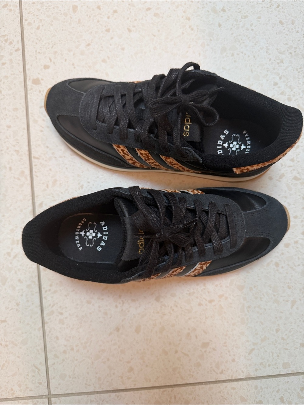 adidas retro comfort Black Sneakers with Leopard Print Stripes (sz8) - Picture 4 of 12